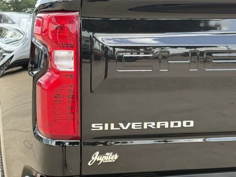 Certified 2023 Chevrolet Silverado 1500 LT RWD image 7