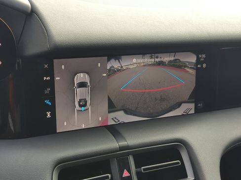 Used 2025 Porsche Taycan image 25