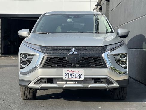 Used 2025 Mitsubishi Eclipse Cross Black Edition image 11