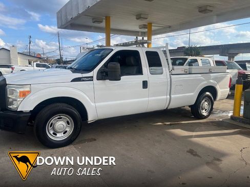 Used 2011 Ford F250 XL image 1