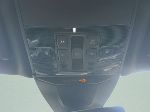 Used 2021 Volkswagen Arteon SEL image 35