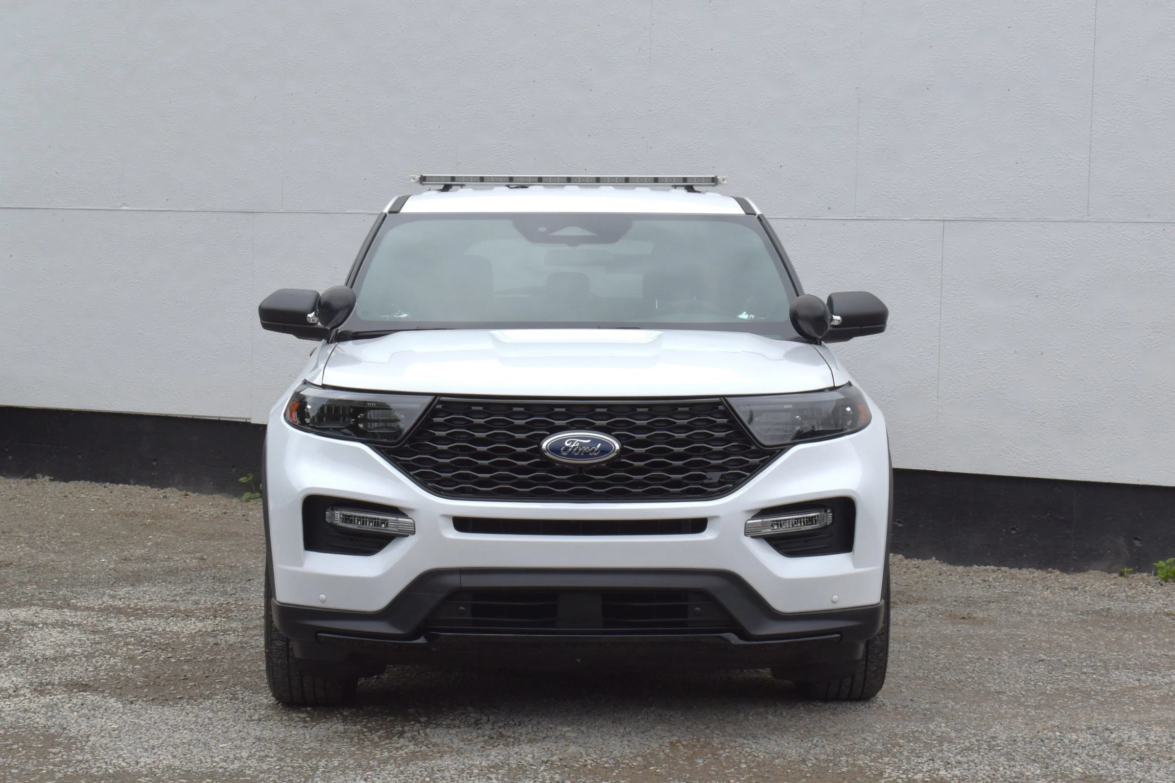 Used 2025 Ford Explorer 4WD Police Interceptor image 2