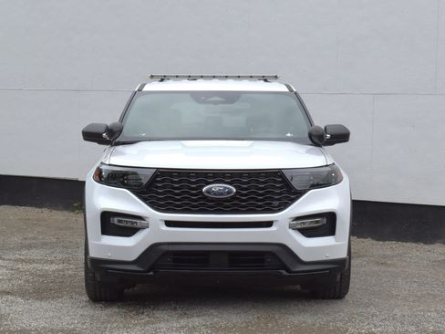 Used 2025 Ford Explorer 4WD Police Interceptor image 2