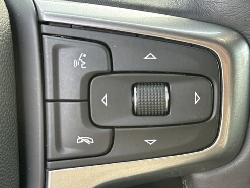 Used 2022 Chevrolet Silverado 1500 LT image 31