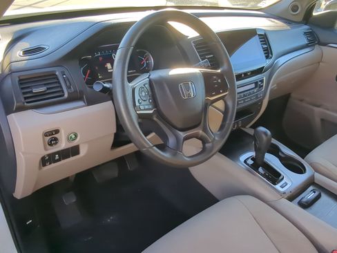 Used 2019 Honda Pilot EX image 12