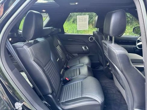 Used 2023 Land Rover Discovery S R-Dynamic AWD/4WD image 19