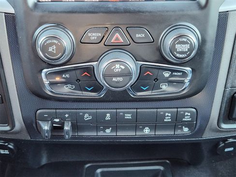 Used 2018 RAM 2500 Power Wagon w/ Comfort Group image 28