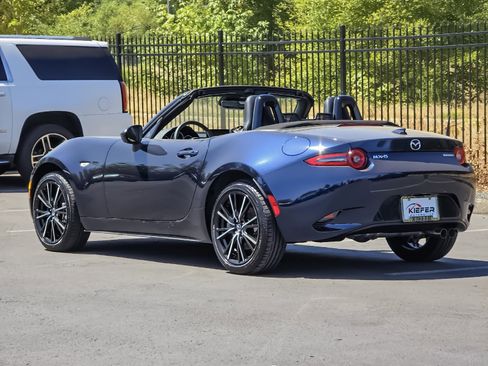 New 2025 MAZDA MX-5 Miata Grand Touring w/ Weather Package image 7