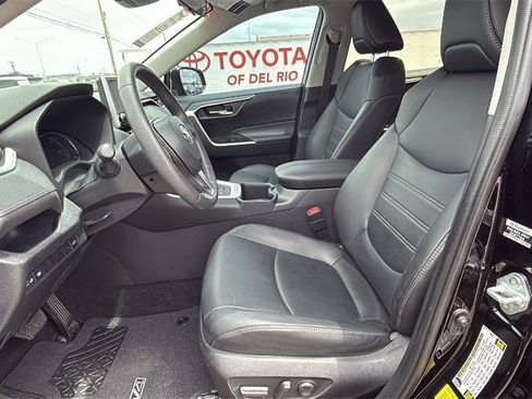 Used 2024 Toyota RAV4 XLE Premium image 11