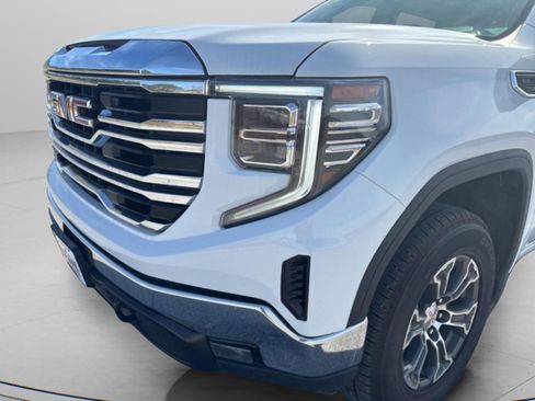 Used 2024 GMC Sierra 1500 SLT image 7
