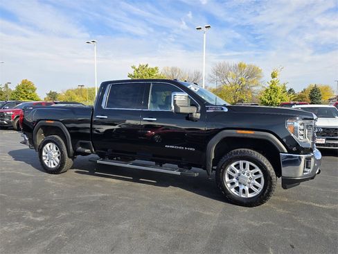 Used 2020 GMC Sierra 2500 SLT w/ SLT Premium Plus Package image 9