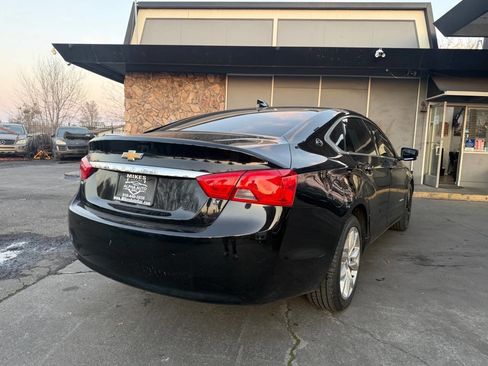 Used 2017 Chevrolet Impala LT image 26