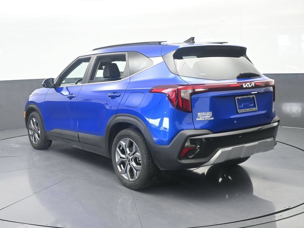 Used 2024 Kia Seltos S FWD image 4