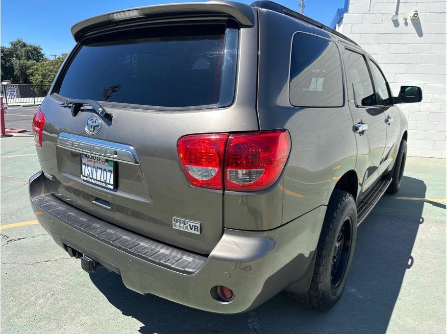 Used 2008 Toyota Sequoia Platinum AWD/4WD image 8