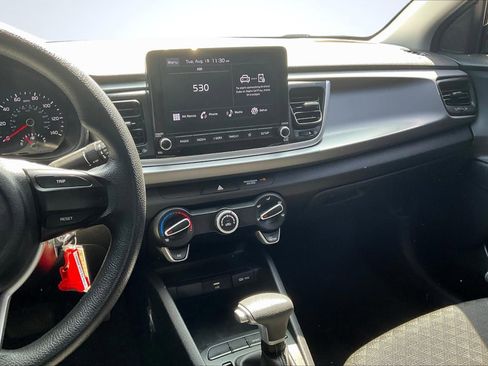 Used 2022 Kia Rio LX image 6