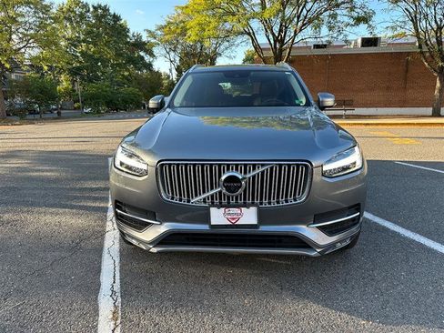 Used 2018 Volvo XC90 T6 Inscription w/ Convenience Package image 2