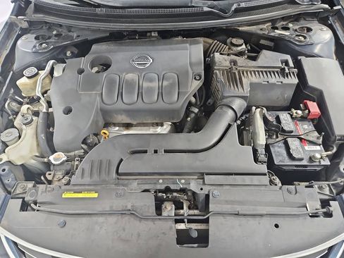 Used 2010 Nissan Altima 2.5 S w/ Convenience Pkg FWD image 20