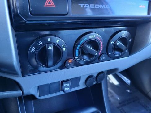 Used 2015 Toyota Tacoma 4x4 Double Cab image 25