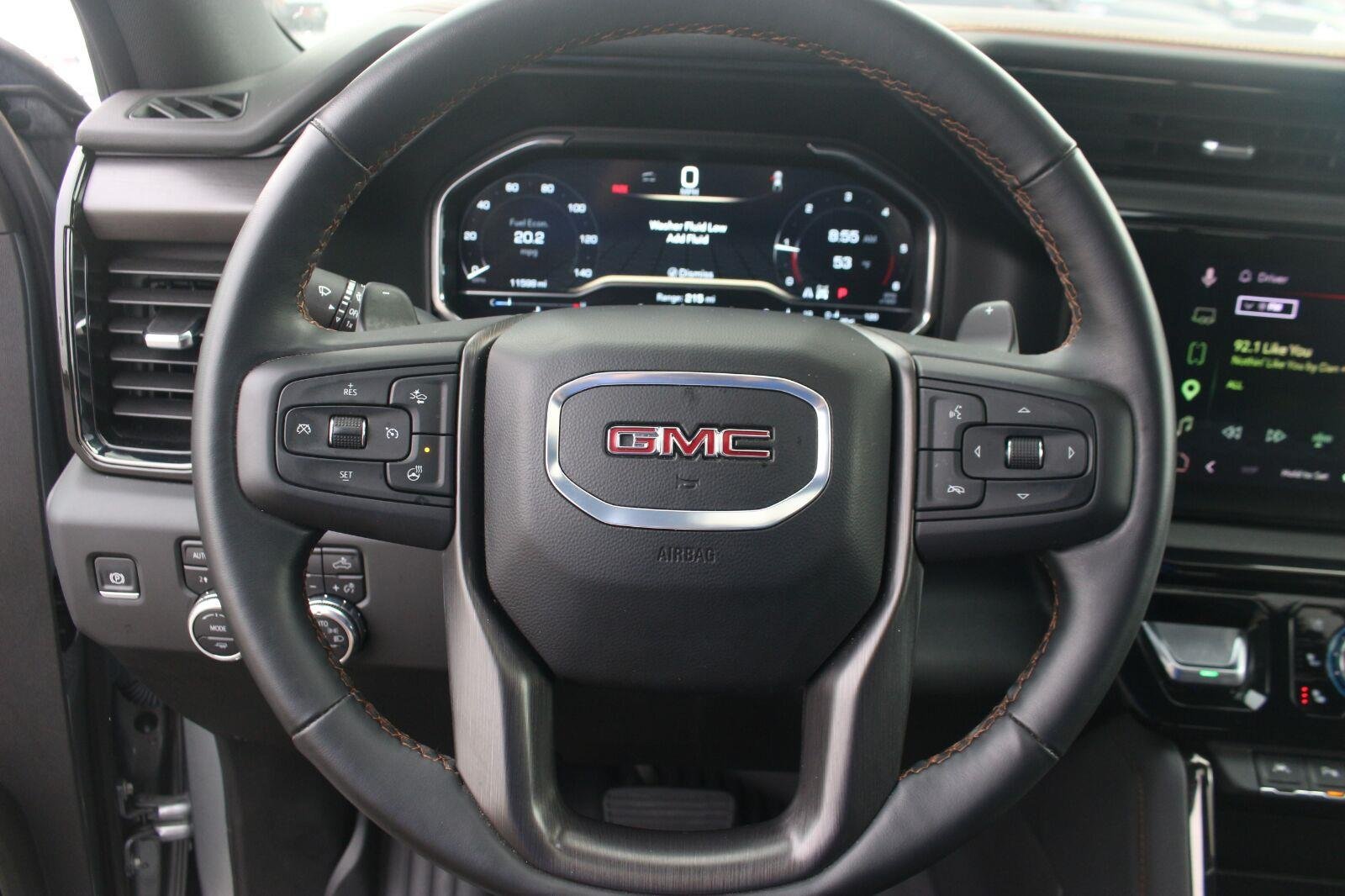 Used 2025 GMC Sierra 1500 AT4 w/ AT4 Premium Package AWD/4WD image 21