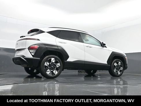 Used 2025 Hyundai Kona SEL image 23