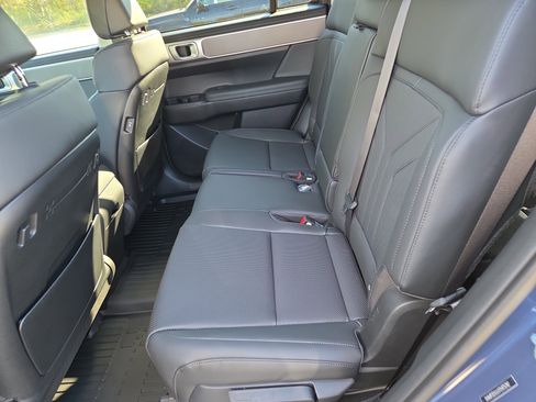 New 2026 Hyundai Santa Fe SEL image 6