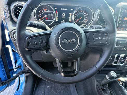 Used 2023 Jeep Wrangler Unlimited Sport w/ Sun And Sound Package AWD/4WD image 20