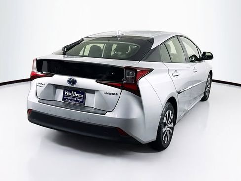 Used 2022 Toyota Prius LE image 8