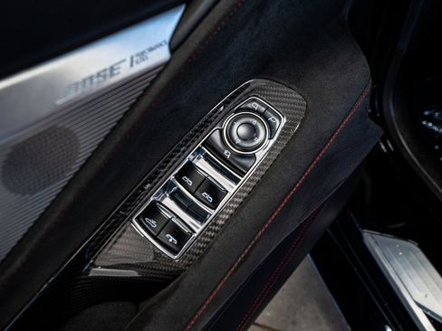 Used 2021 Chevrolet Corvette Stingray w/ Z51 Performance Package image 36