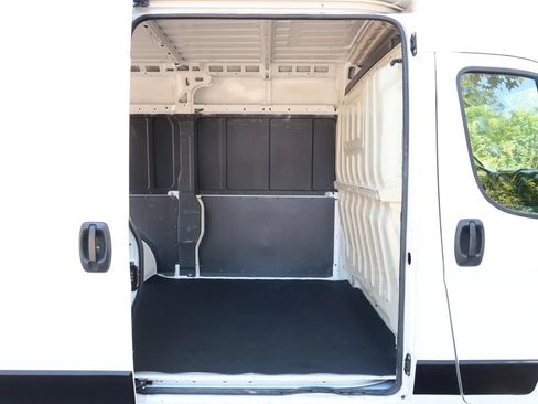Used 2019 RAM ProMaster 2500 FWD image 13
