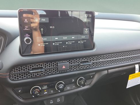 New 2026 Honda HR-V Sport image 17