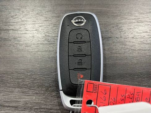 New 2026 Nissan Kicks SR w/ Cold Weather Package image 18