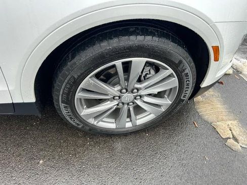 Used 2021 Cadillac XT5 Premium Luxury image 27