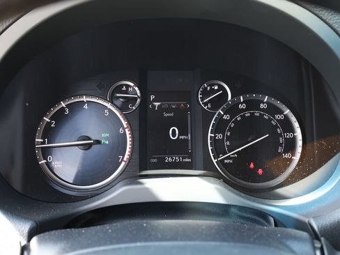 Used 2023 Lexus GX 460 Premium AWD/4WD image 45