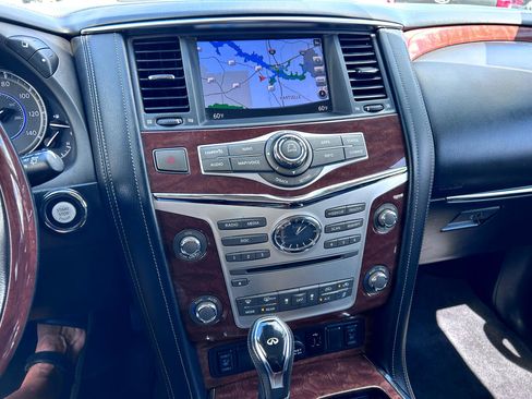 Used 2019 INFINITI QX80 Luxe w/ Proassist Package image 4