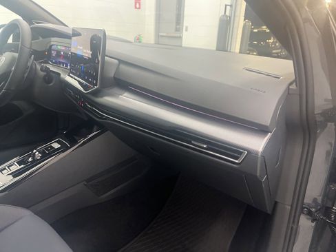 New 2026 Volkswagen Golf image 42