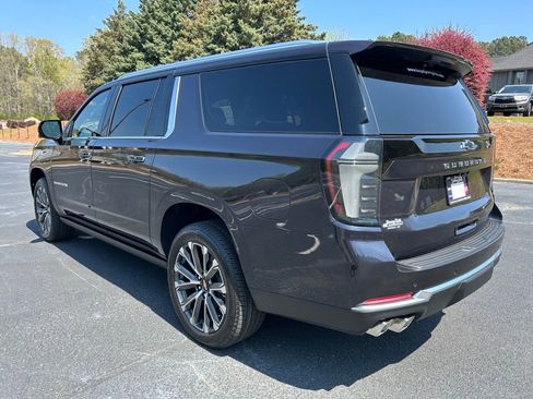New 2026 Chevrolet Suburban High Country RWD image 20