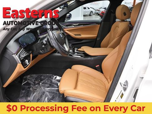 Used 2023 BMW 530e xDrive w/ Convenience Package AWD/4WD image 14