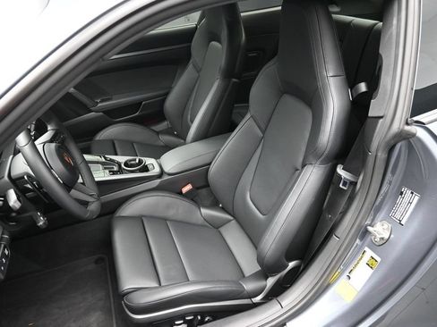 Certified 2026 Porsche 911 Carrera RWD image 8