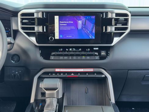 Used 2025 Toyota Sequoia SR5 image 24