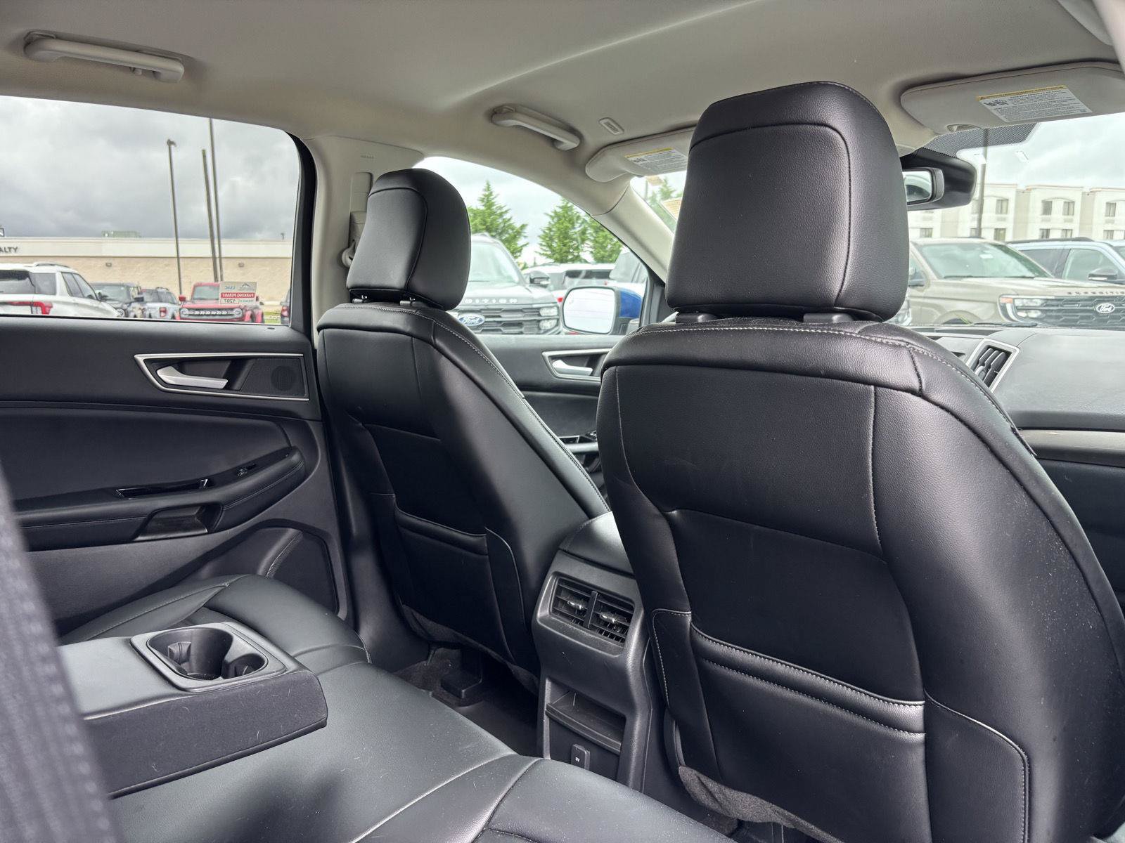 Used 2020 Ford Edge SEL w/ Cold Weather Package AWD/4WD image 20