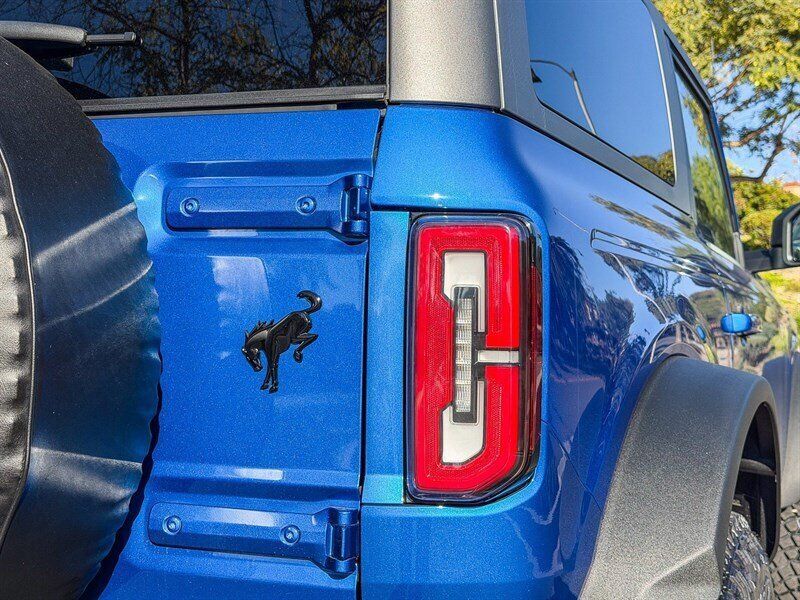 Used 2021 Ford Bronco First Edition AWD/4WD image 16