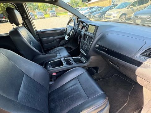 Used 2018 Dodge Grand Caravan GT FWD image 9