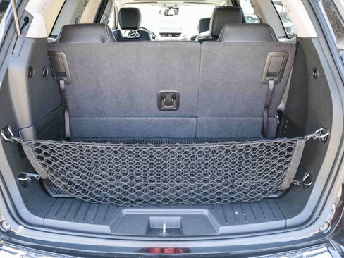 Used 2017 Chevrolet Traverse Premier FWD image 30
