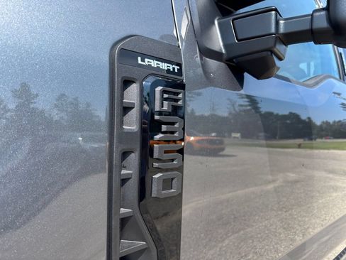 New 2026 Ford F350 Lariat w/ Black Appearance Package AWD/4WD image 11