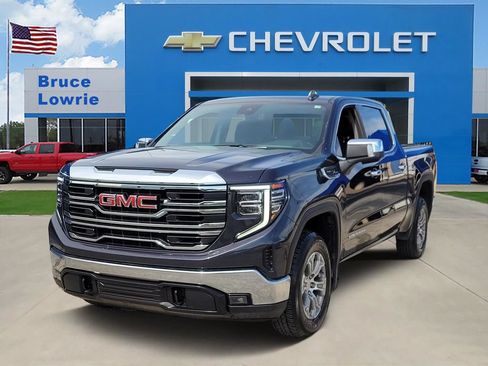 Used 2024 GMC Sierra 1500 SLT RWD image 1