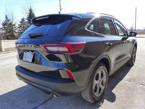 Used 2025 Ford Escape ST-Line w/ Tech Pack #1 image 10