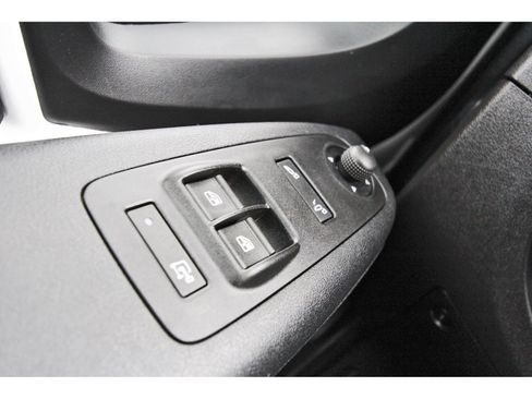 Used 2026 RAM ProMaster 2500 w/ Convenience Group FWD image 19