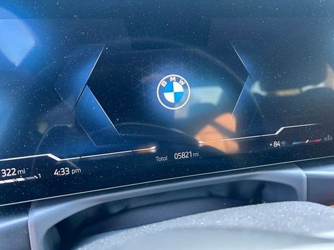 Used 2025 BMW 330i Sedan w/ M Sport Package image 16