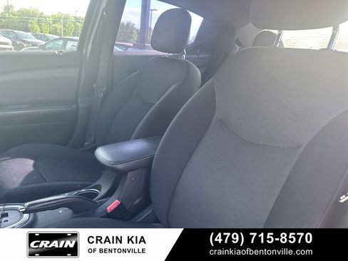Used 2013 Dodge Avenger SE FWD image 14