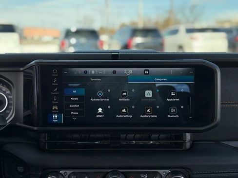 Used 2024 Jeep Gladiator Mojave w/ Convenience Group image 22